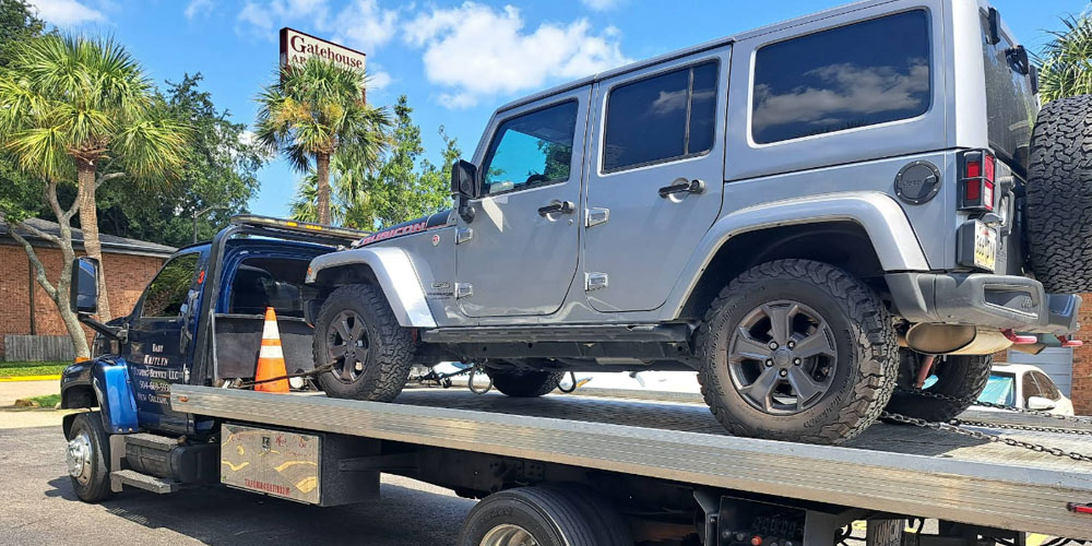Baby Kaityln Flatbed Tow Truck with Jeep Wrangler Rubicon